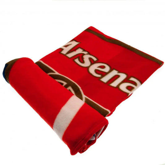 Red fleece blanket with 'Arsenal' branding on a white background
