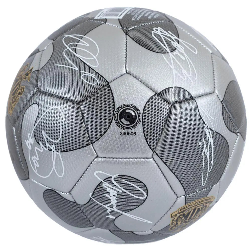 Newcastle United Camo Signature Football Side