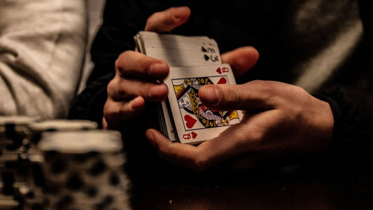 How-To-Save-Money-on-Gambling Football Gifts Online